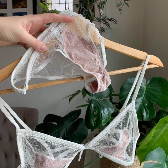 Monsieur Blonde Bralette and undies lingerie - Picture 1 of 2